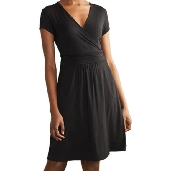 Boden Dresses & Skirts - Boden Lola Dress Jersey Faux Wrap Knee Length Pockets Pleated Black 10R